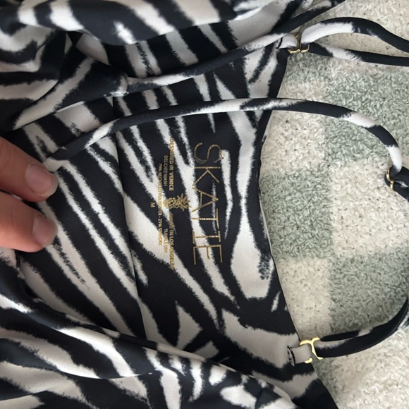 Skatie - Size M - Madison - Picture 2 of 2